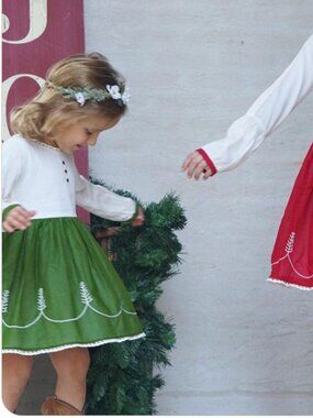 Well Dressed Wolf Green Christmas Festive Trees Dress Size 3T